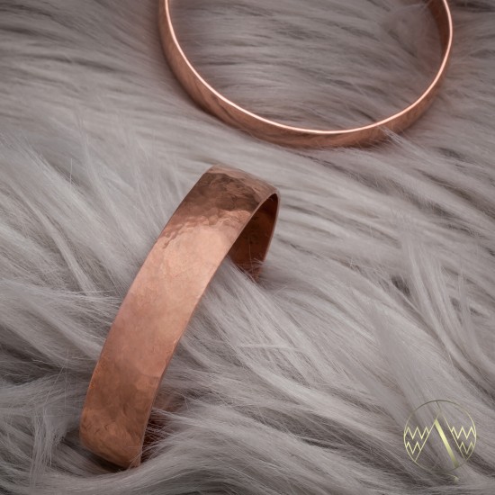 Pure Copper Certified Authentic Handmade Navajo Native American Hammered Cuff Bracelet 12875 All Products NB151121035043 12875 (by LomaSiiva) Pure Copper Certified Authentic Handmade Navajo Native American Hammered Cuff Bracelet 12875 All Products NB151121035043 12875 (by LomaSiiva)