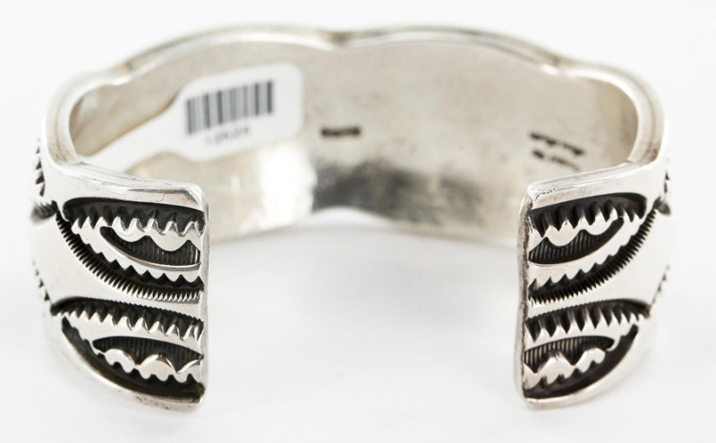 Certified Authentic Signed Mona Antia Apache .925 Sterling Silver Native American Bracelet 12524 All Products 371180678891 12524 (by LomaSiiva) Certified Authentic Signed Mona Antia Apache .925 Sterling Silver Native American Bracelet 12524 All Products 371180678891 12524 (by LomaSiiva)