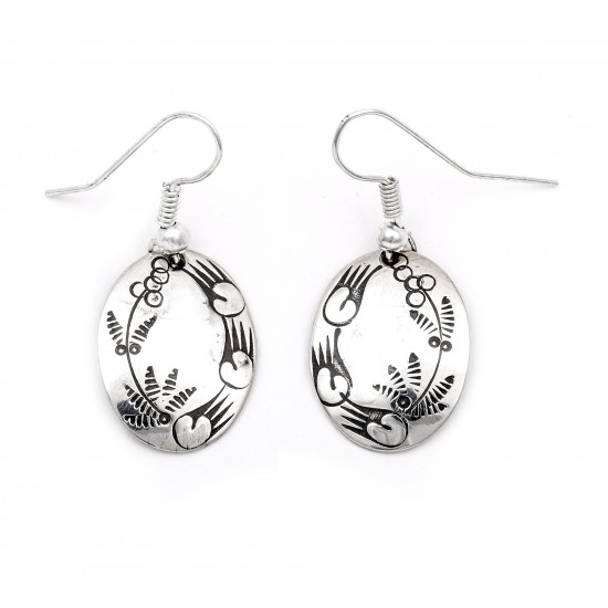 Flower Bear Paw .925 Starling Silver Certified Authentic Handmade Navajo Native American Earrings 27260-7 All Products NB180607034140 27260-7 (by LomaSiiva) Flower Bear Paw .925 Starling Silver Certified Authentic Handmade Navajo Native American Earrings 27260-7 All Products NB180607034140 27260-7 (by LomaSiiva)