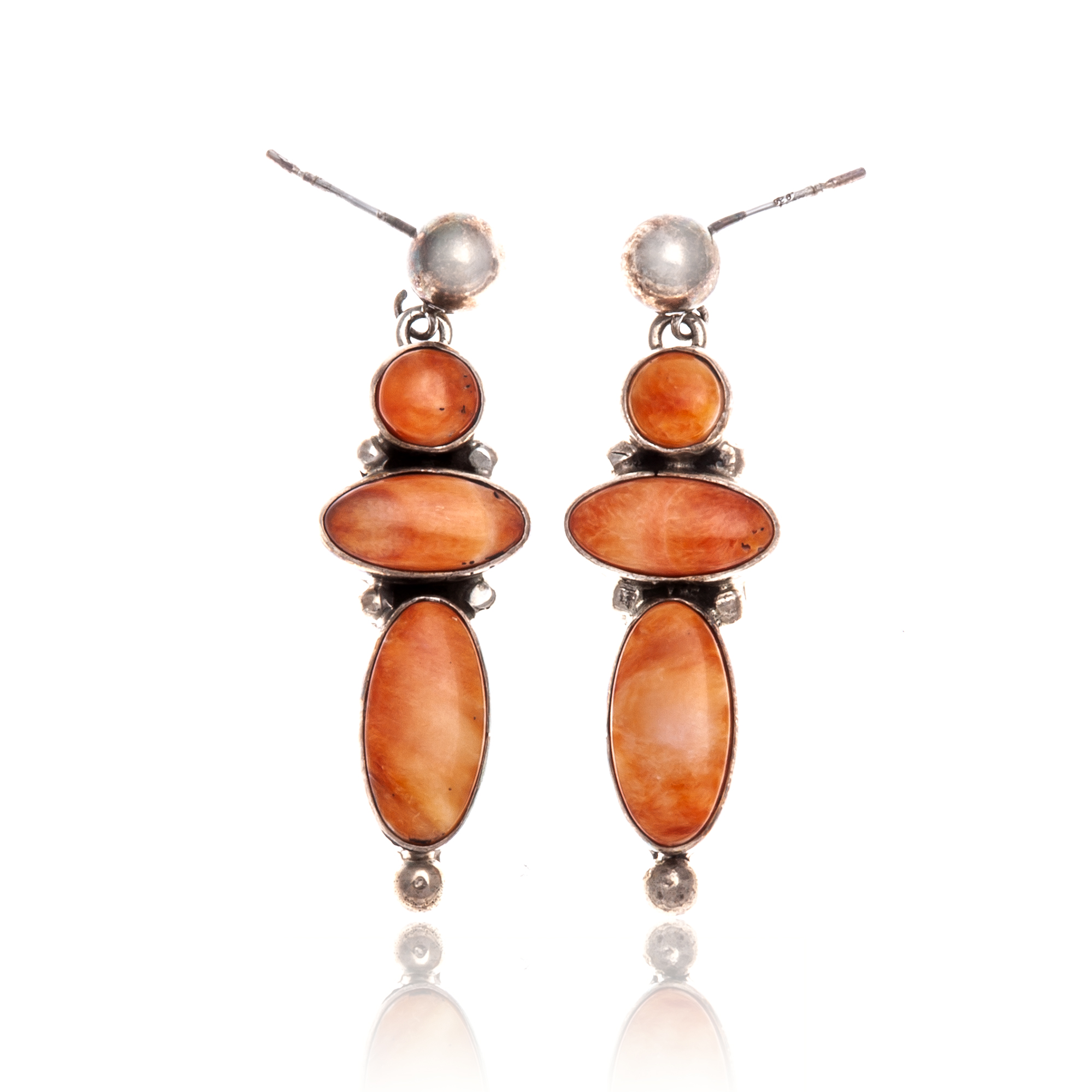 Orange Spiny Oyster .925 Starling Silver Certified Authentic Navajo Native American Handmade Post Earrings 18198-30 All Products NB181016201909 18198-30 (by LomaSiiva) Orange Spiny Oyster .925 Starling Silver Certified Authentic Navajo Native American Handmade Post Earrings 18198-30 All Products NB181016201909 18198-30 (by LomaSiiva)
